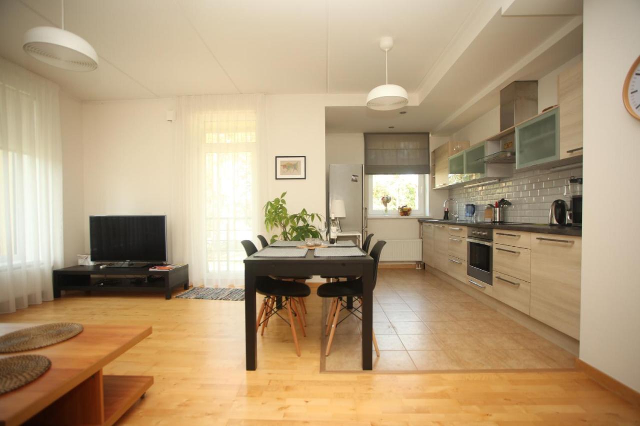 Cozy Home Apartment Kaivas, free parking, self check-in Ryga Zewnętrze zdjęcie