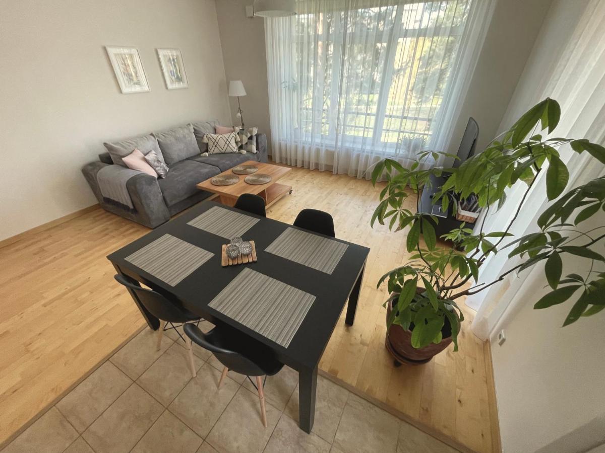 Cozy Home Apartment Kaivas, free parking, self check-in Ryga Zewnętrze zdjęcie